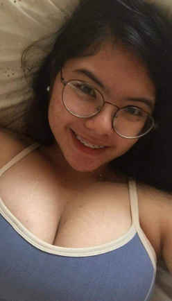 Bercinta Dengan Tante Betty dan Susan