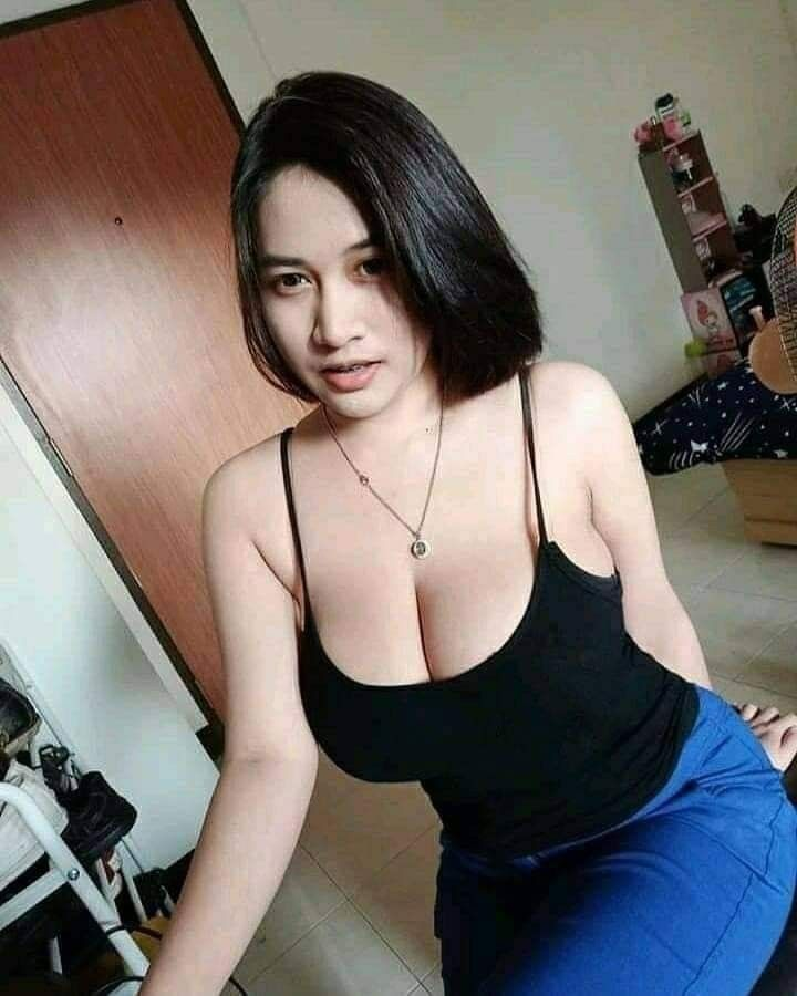 Asiknya Bercinta Dengan Boss